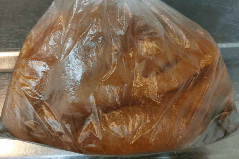 鶏肉に味をしみこませる - 台湾屋台の定番 台湾ジーパイ（雞排）を作ってみた